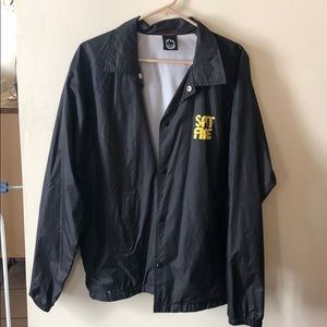 Large spitfire windbreaker